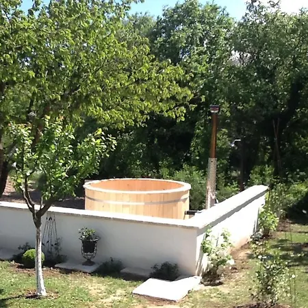 Holiday home La Closerie De Colonzelle